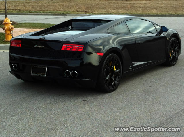 Lamborghini Gallardo spotted in St. Louis, Missouri