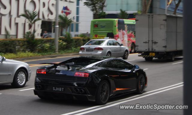 Lamborghini Gallardo spotted in Singapore, Singapore