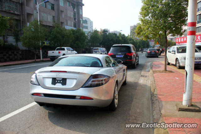 Mercedes SLR spotted in Yongkang,Zhejiang, China