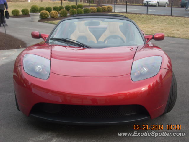 Tesla Roadster spotted in Clarksville, Maryland