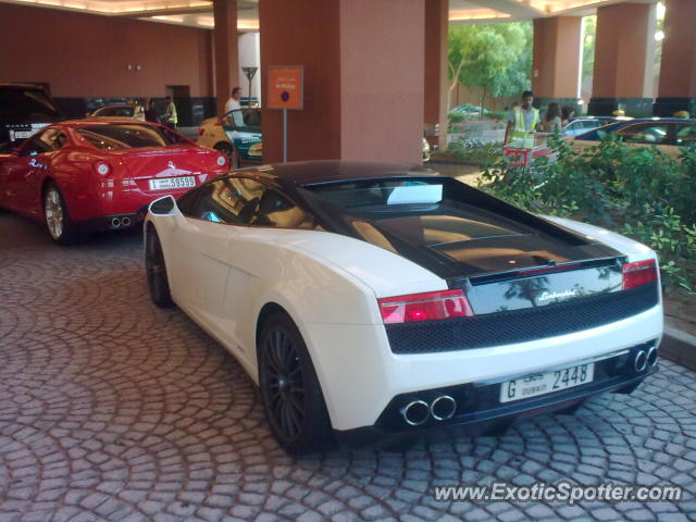 Lamborghini Gallardo spotted in Dubai, United Arab Emirates