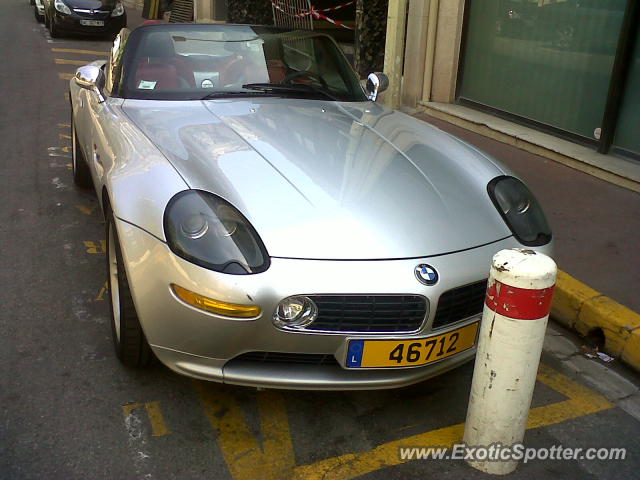 BMW Z8 spotted in Troyes, France