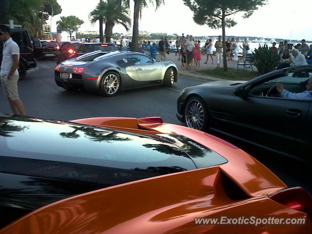 Bugatti Veyron spotted in Cannes, France