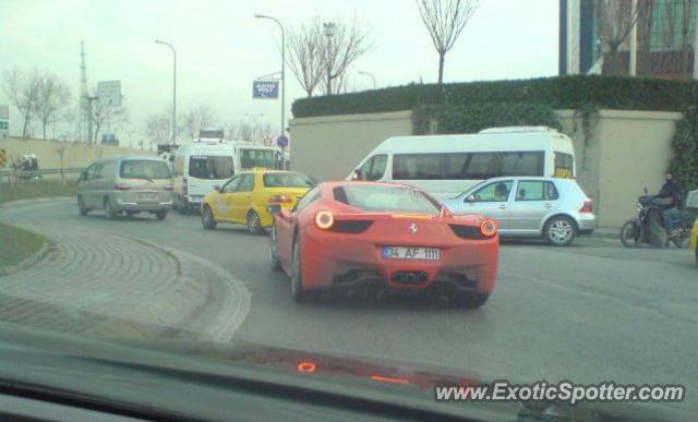 Ferrari 458 Italia spotted in Istanbul, Turkey