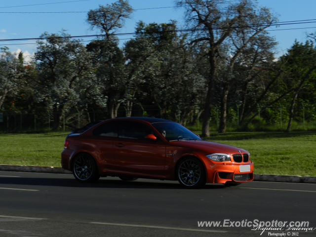 BMW 1M spotted in Brasília, Brazil