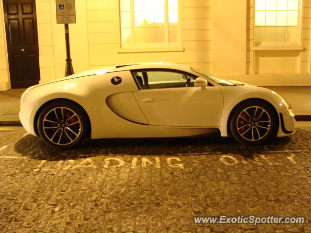 Bugatti Veyron spotted in London, United Kingdom