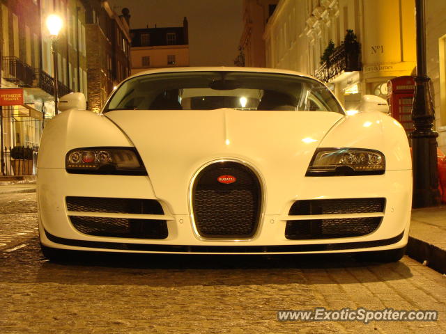 Bugatti Veyron spotted in London, United Kingdom