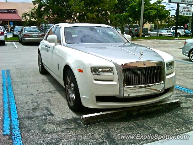 Rolls Royce Ghost spotted in Miami, Florida