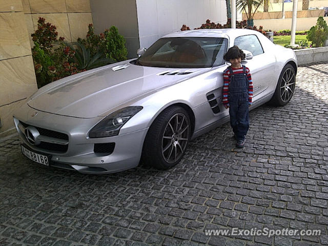 Mercedes SLS AMG spotted in Dubai, United Arab Emirates