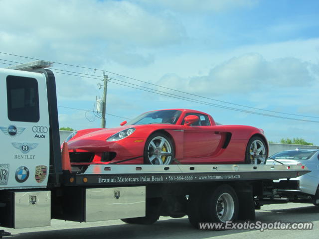 Porsche Carrera GT spotted in I-95, Florida