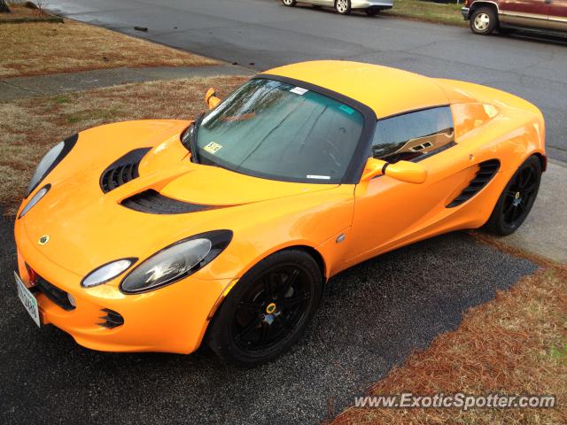 Lotus Elise spotted in Portsmouth, Virginia