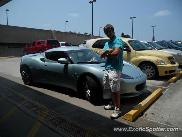 Lotus Evora spotted in Tampa, Florida