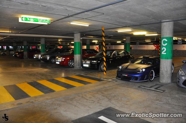 Porsche Carrera GT spotted in Geneva, Switzerland