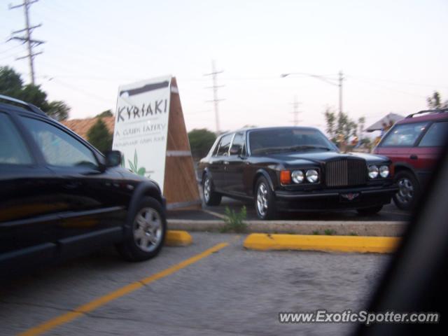 Bentley Arnage spotted in Barrinton, Illinois