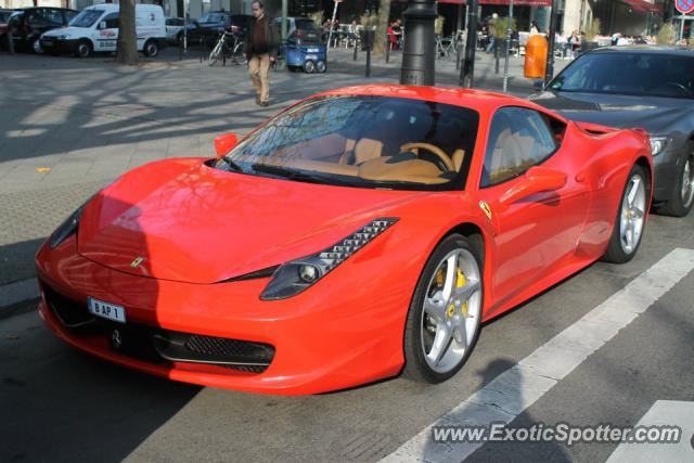 Ferrari 458 Italia spotted in Berlin, Germany