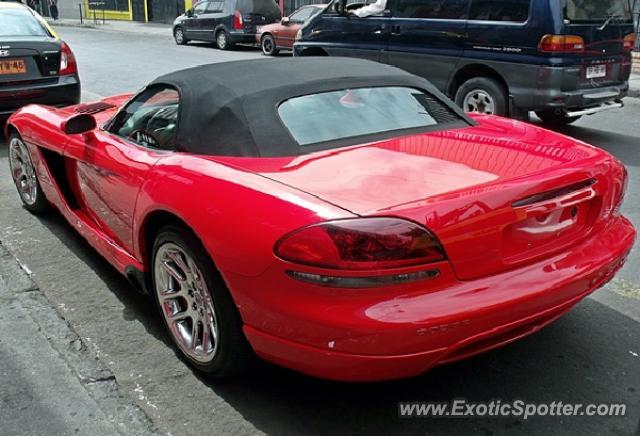 Dodge Viper spotted in Santiago, Chile