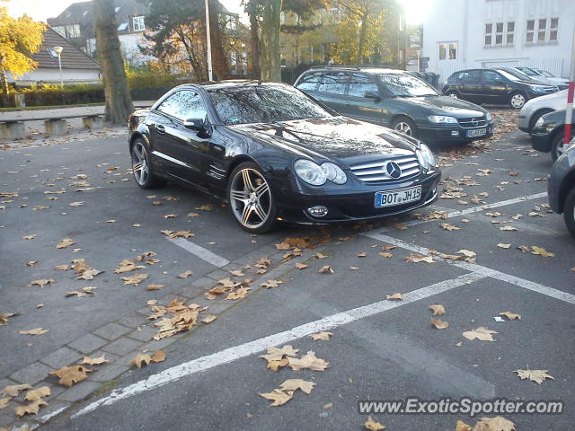 Mercedes SL600 spotted in Bottrop, Germany