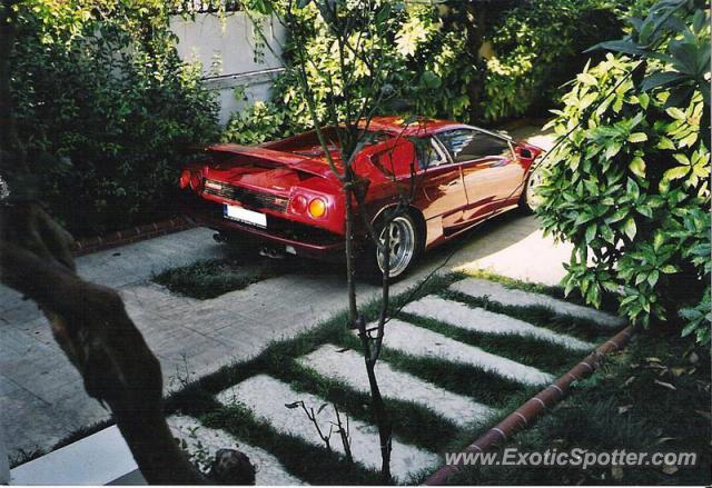 Lamborghini Diablo spotted in Ankara, Turkey