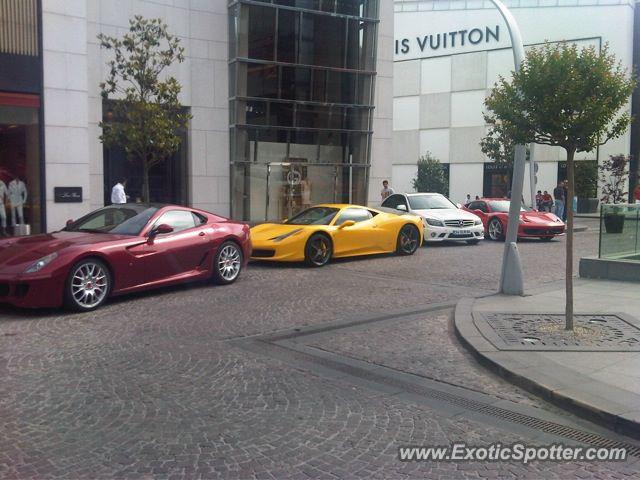 Ferrari 458 Italia spotted in Istanbul, Turkey