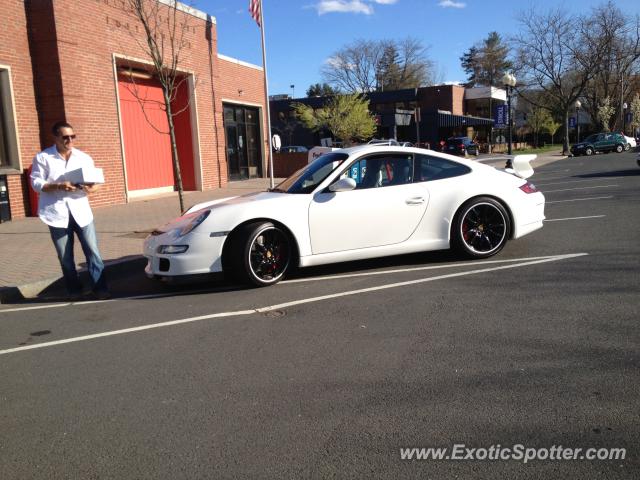 Porsche 911 GT3 spotted in West Hartford, Connecticut