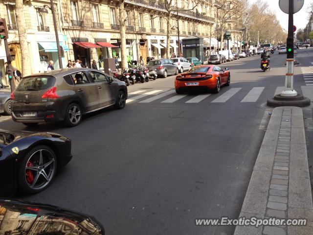 Mclaren MP4-12C spotted in Paris, France