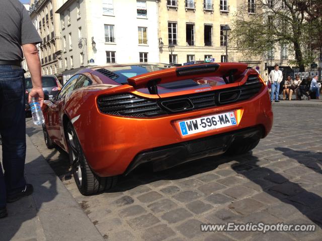 Mclaren MP4-12C spotted in Paris, France