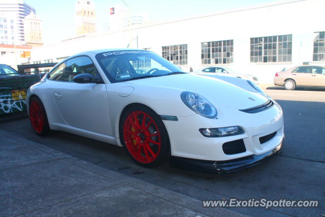 Porsche 911 GT3 spotted in Oakland, California
