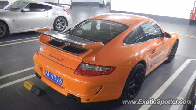 Porsche 911 spotted in SHANGHAI, China