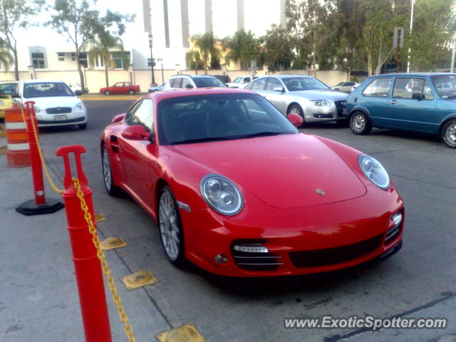 Porsche 911 Turbo spotted in Guadalajara, Mexico