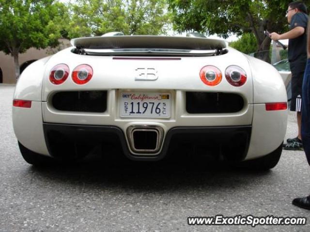 Bugatti Veyron spotted in Pasadena, California