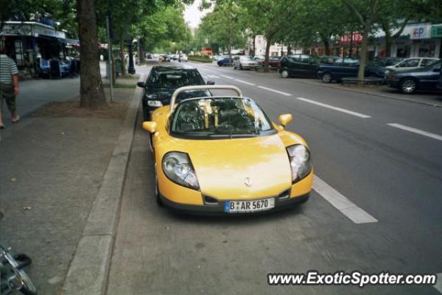 Renault Spider spotted in Berlin, Germany