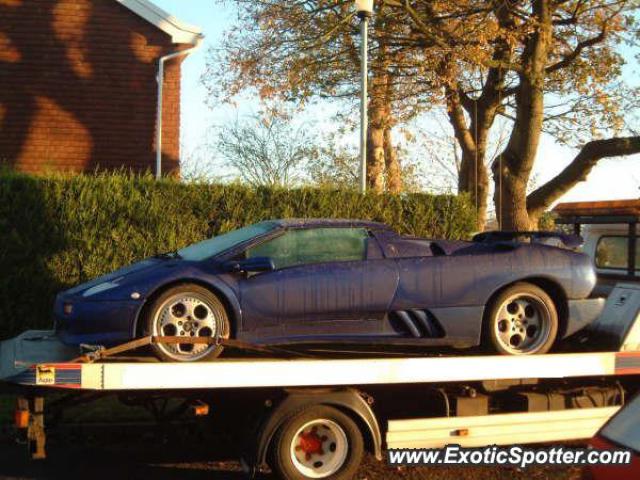 Lamborghini Diablo spotted in Haywrads heath, United Kingdom