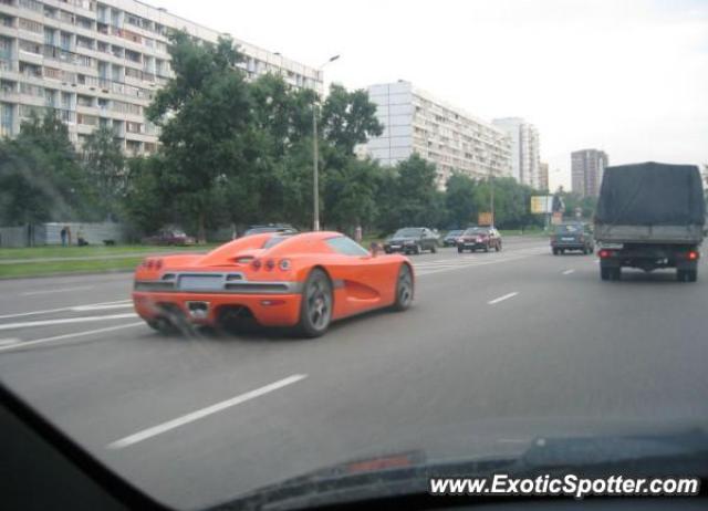 Koenigsegg CCR spotted in Moscow, Russia