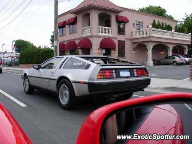 DeLorean DMC-12 spotted in Long Beach, New York