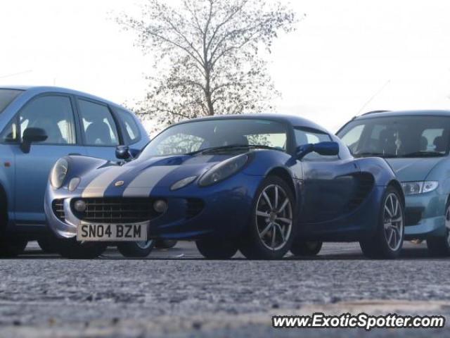 Lotus Elise spotted in Dundee, United Kingdom