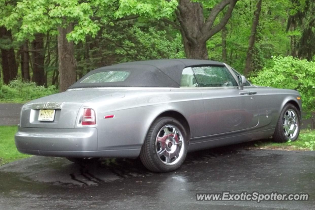Rolls Royce Phantom spotted in Somewhere in NJ, New Jersey