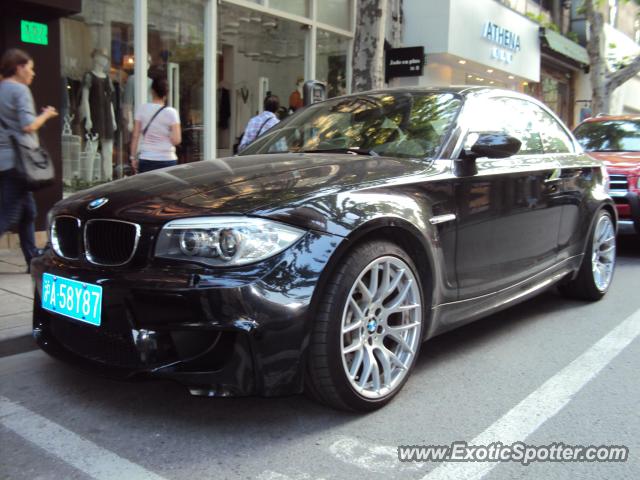 BMW 1M spotted in Shanghai, China
