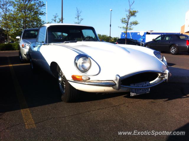 Jaguar E-Type spotted in London Ontario, Canada