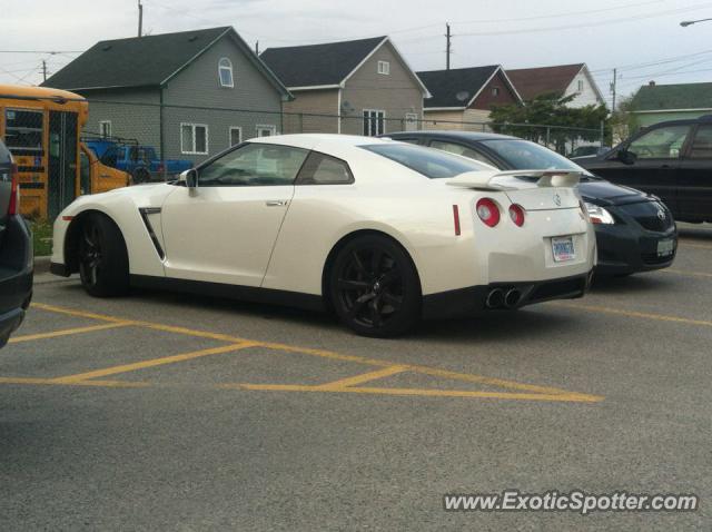 Nissan Skyline spotted in Timmins, Canada