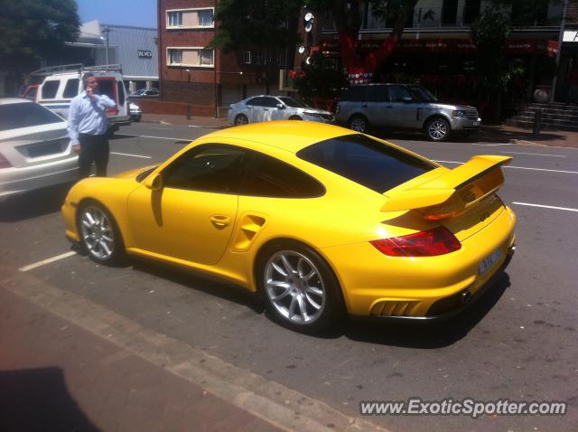 Porsche 911 GT2 spotted in Durban, South Africa