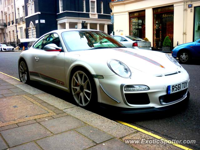 Porsche 911 GT3 spotted in London, United Kingdom