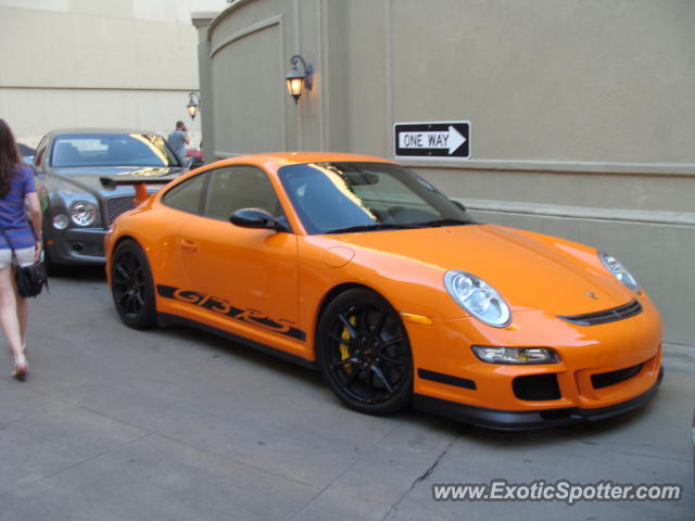 Porsche 911 GT3 spotted in Mission Hills, Kansas