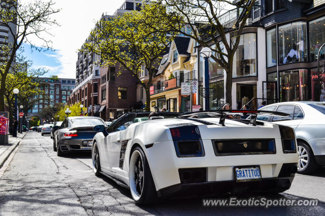 Lamborghini Gallardo spotted in Toronto, Canada