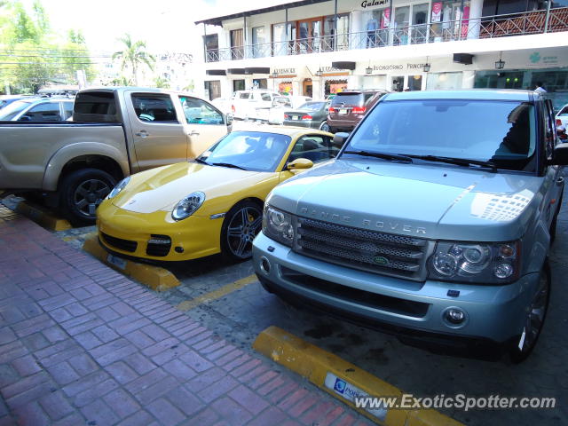 Porsche 911 Turbo spotted in Maracaibo, Venezuela