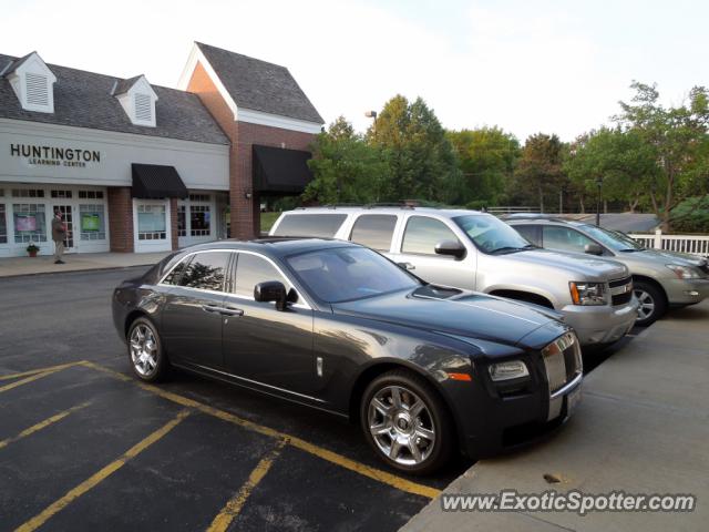 Rolls Royce Ghost spotted in Barrington, Illinois