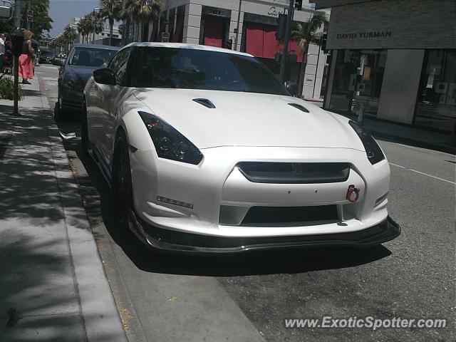 Nissan Skyline spotted in Beverly Hills, California