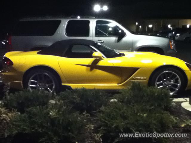 Dodge Viper spotted in Easton PA, Pennsylvania