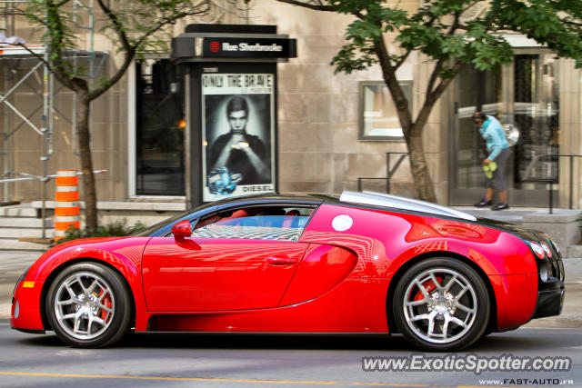 Bugatti Veyron spotted in Montreal, Canada