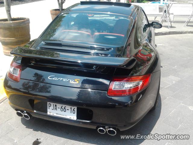 Porsche 911 spotted in Mexico City, Mexico