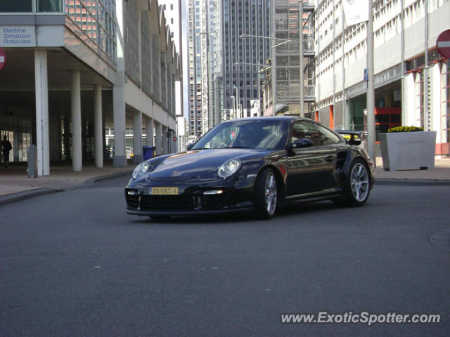 Porsche 911 GT2 spotted in Rotterdam, Netherlands